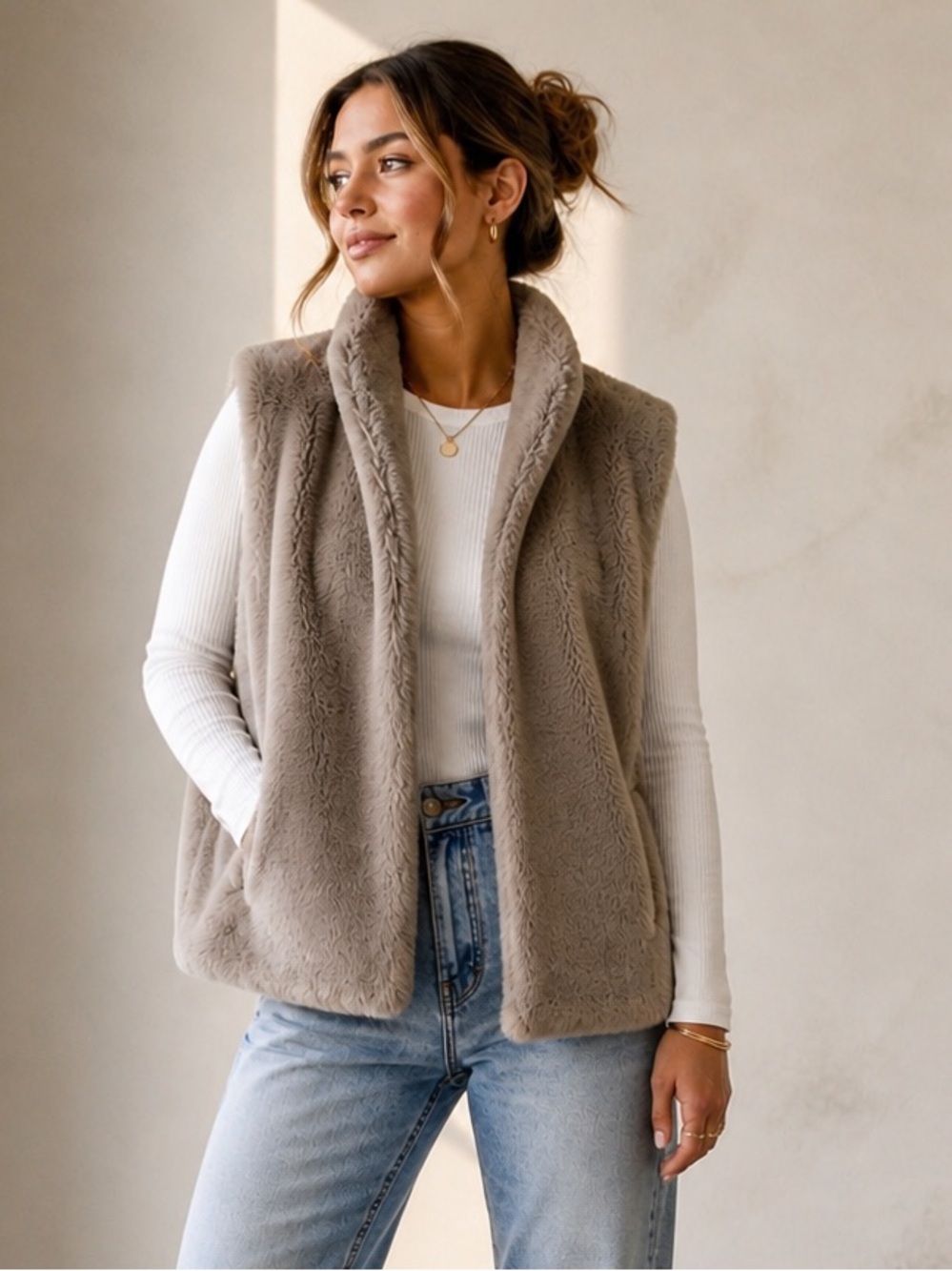 Elaine Kim Parnassus Faux Fur Vest-NWT -w/ Pockets